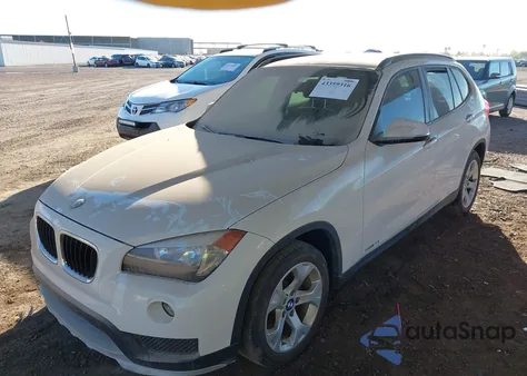 2015 BMW X1 Sdrive28I из США, поврежденный, VIN WBAVM1C53FV318551